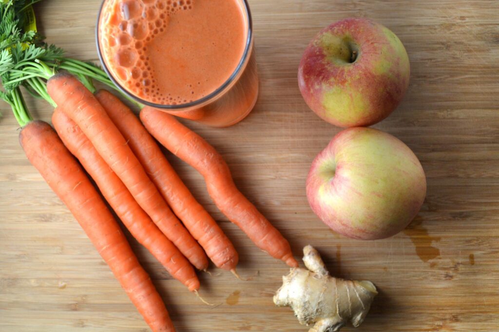Carrot and Apple Juice-diabetic fruit juice recipes